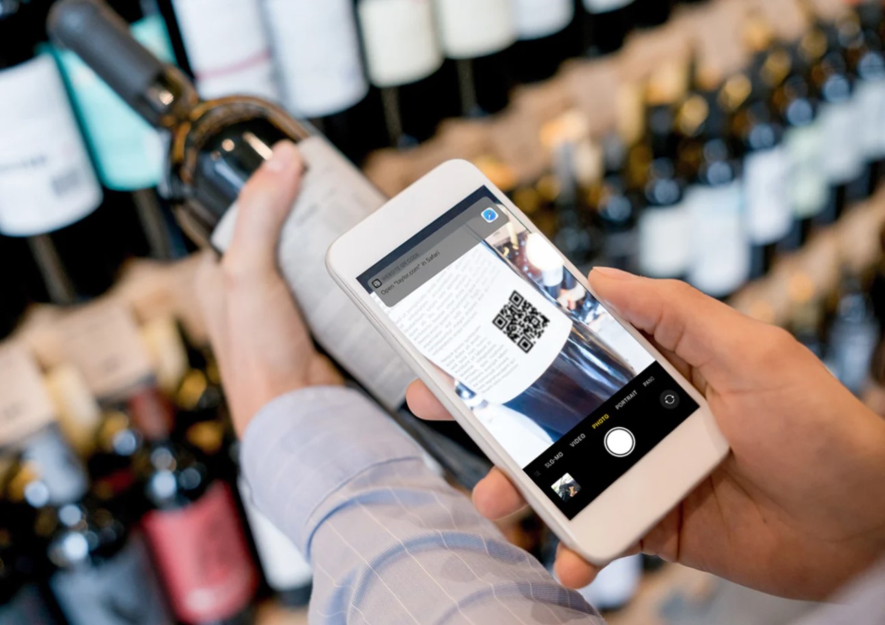 Featured image, Scanning QR code on wine bottle