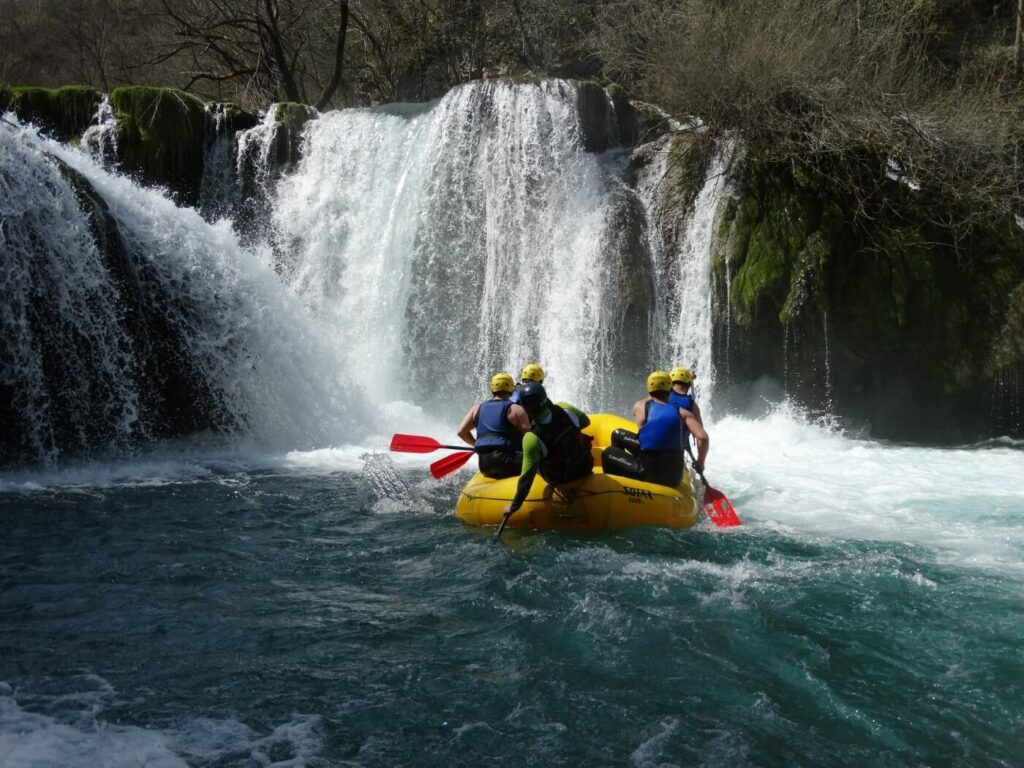 Waterfalls and white waters © Kamat Adventure Travel