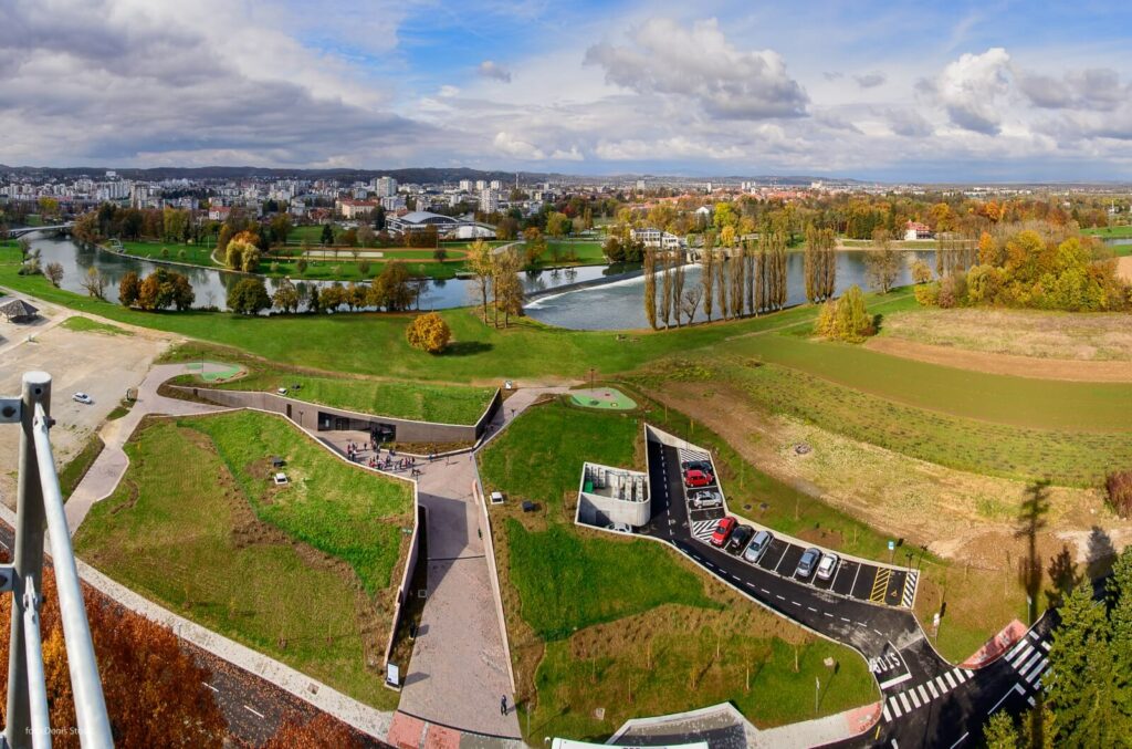 From above, Aquatika in Karlovac 